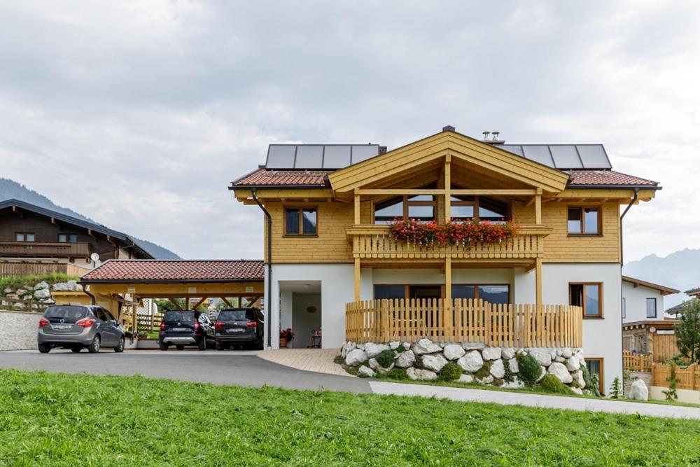 Penthousewohnung Mit Garten Sauna Pool ไมส์โฮเฟิน ภายนอก รูปภาพ